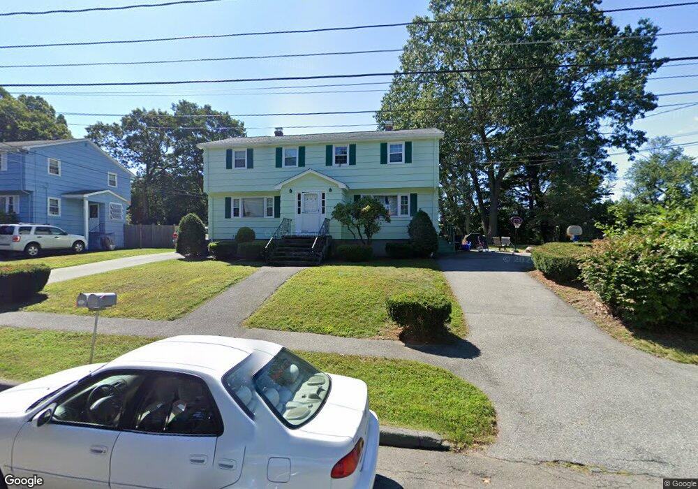 19 Totman Dr, Woburn, MA 01801 - photo 1