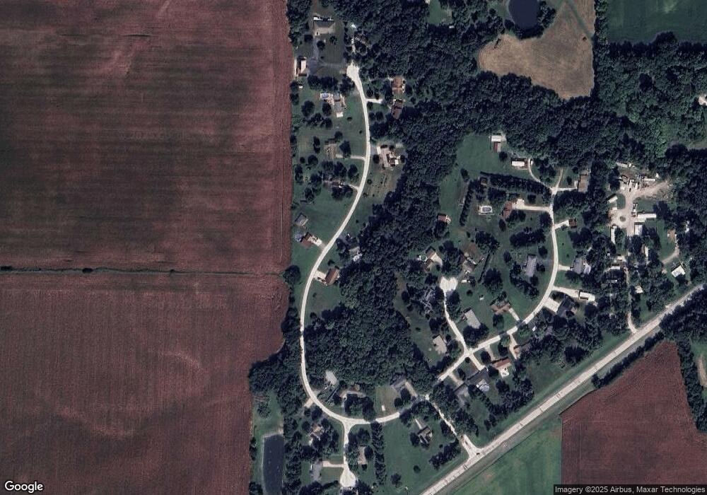 112 W Point Dr, Jacksonville, IL 62650 - photo 1