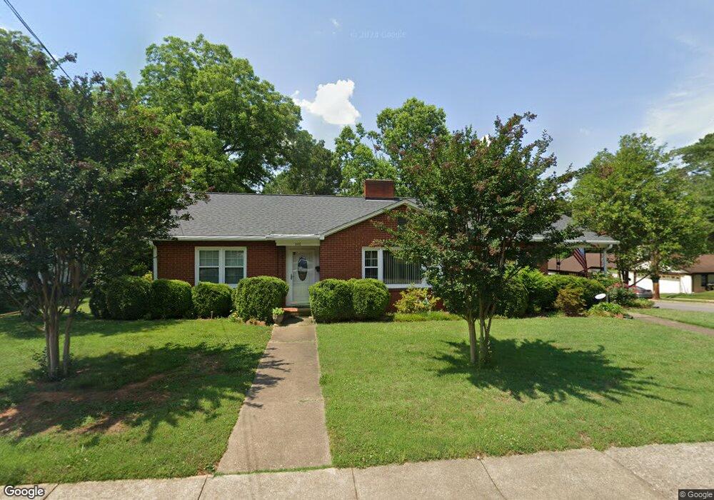 606 Alexander St, Statesville, NC 28677 - photo 1
