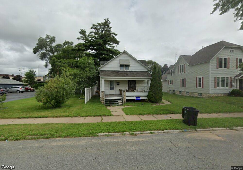 1208 16th Ave, Menominee, MI 49858 - photo 1