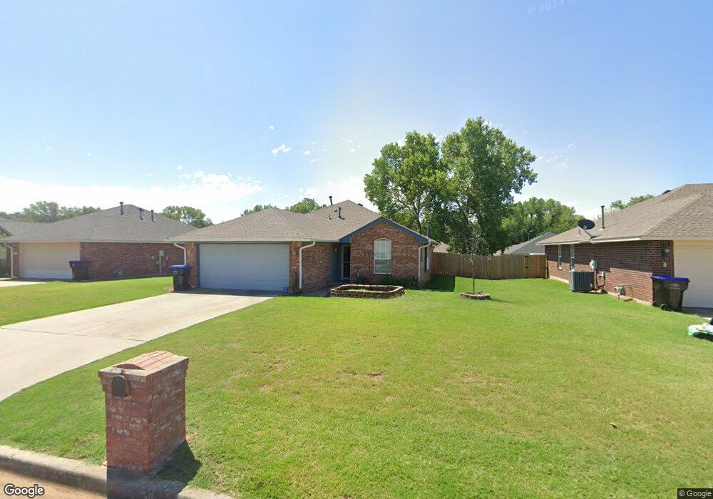 416 Woodbriar, Noble, OK 73068 - photo 1
