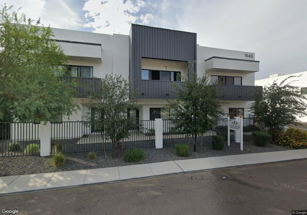 1645 E Cheery Lynn Rd unit 8, Phoenix, AZ 85016 - photo 1