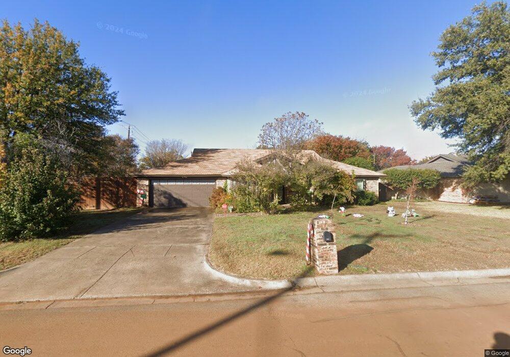 7501 Northfield Dr, North Richland Hills, TX 76182 - photo 1