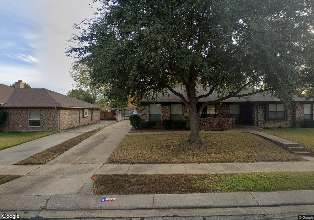 2412 Dalewood Ln, Bedford, TX 76022 - photo 1