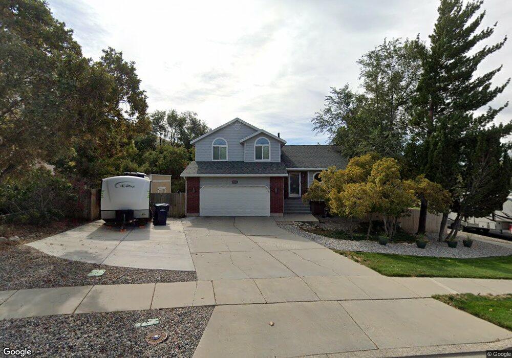 1976 E Harmony Grove Way, Sandy, UT 84092 - photo 1