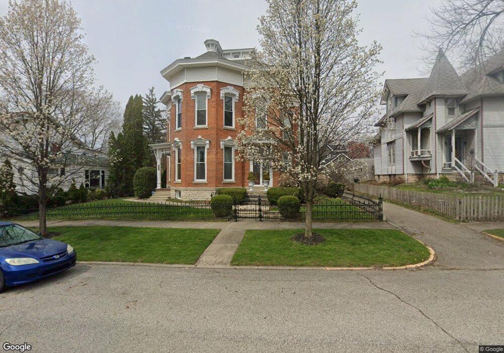 56 W Sinclair St, Wabash, IN 46992 - photo 1