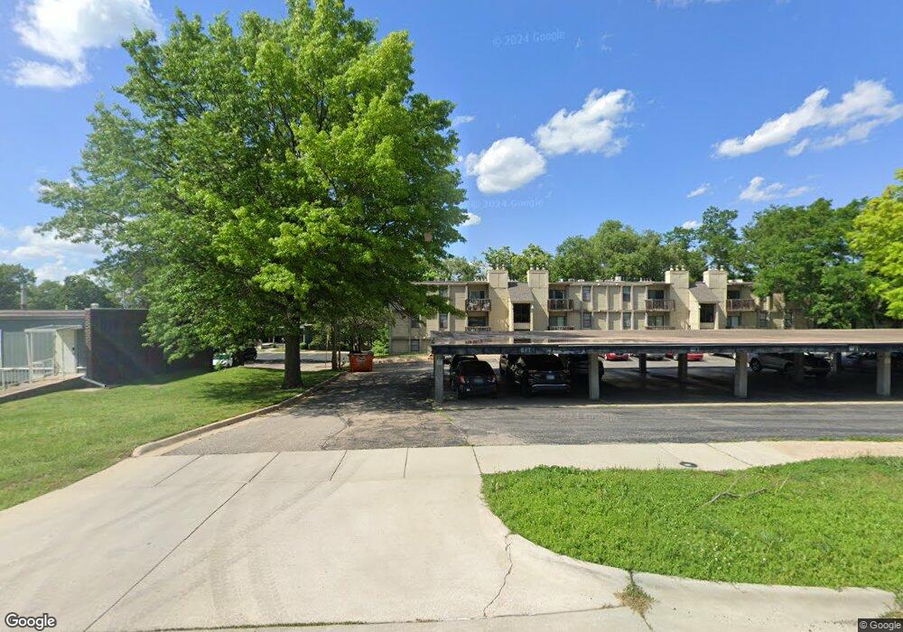 2220 SW 29th Terrace unit 13, Topeka, KS 66611 - photo 1