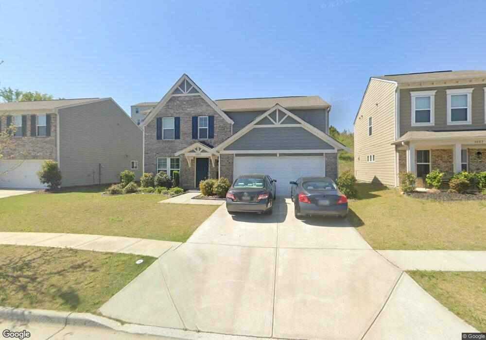 1537 Hedgeview Way, Sugar Hill, GA 30518 - photo 1