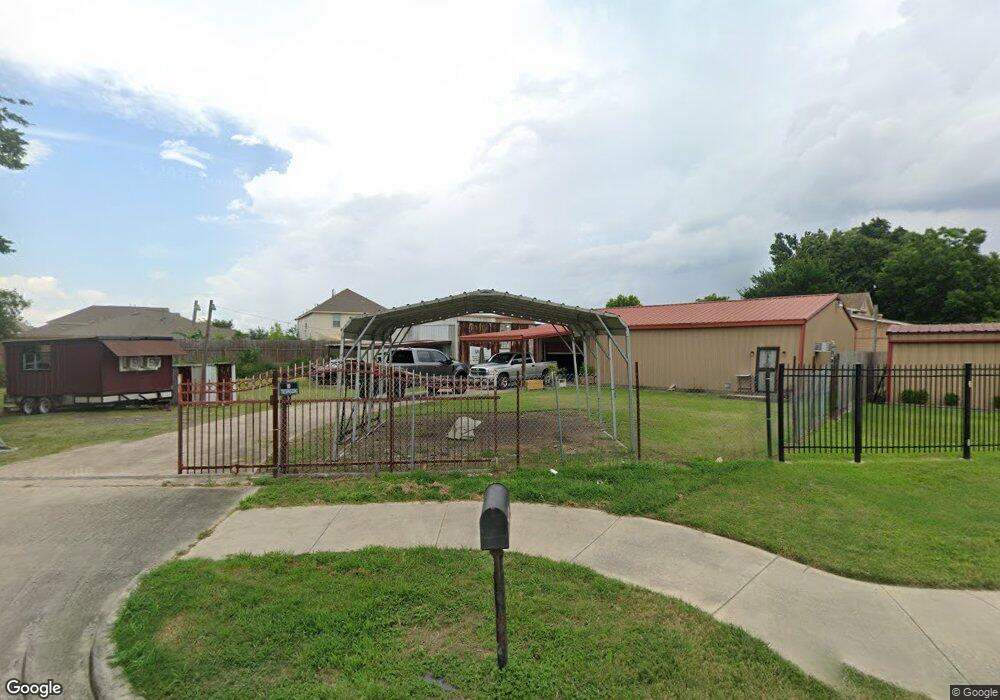 10502 W Montgomery Rd, Houston, TX 77088 - photo 1
