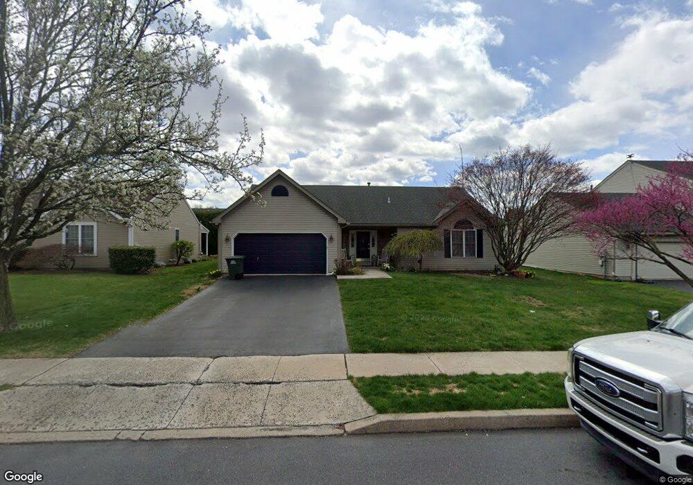 4430 Green Tree Rd, Reading, PA 19606 - photo 1