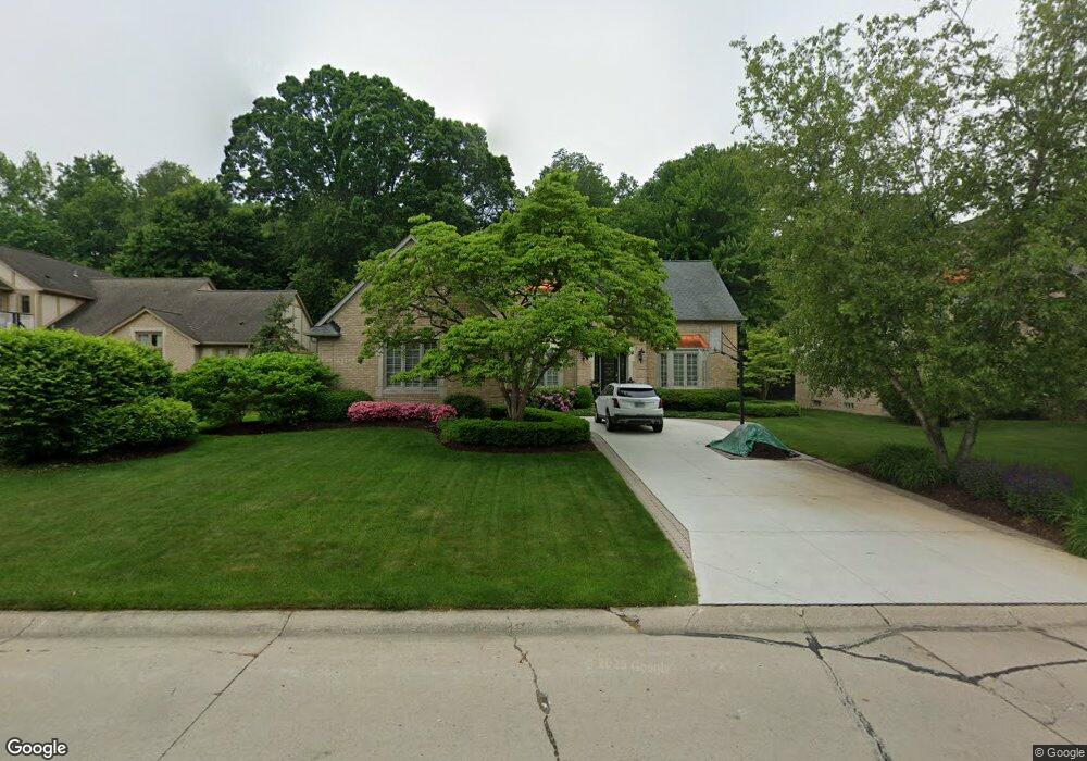 1341 Olympia Dr, Rochester Hills, MI 48306 - photo 1