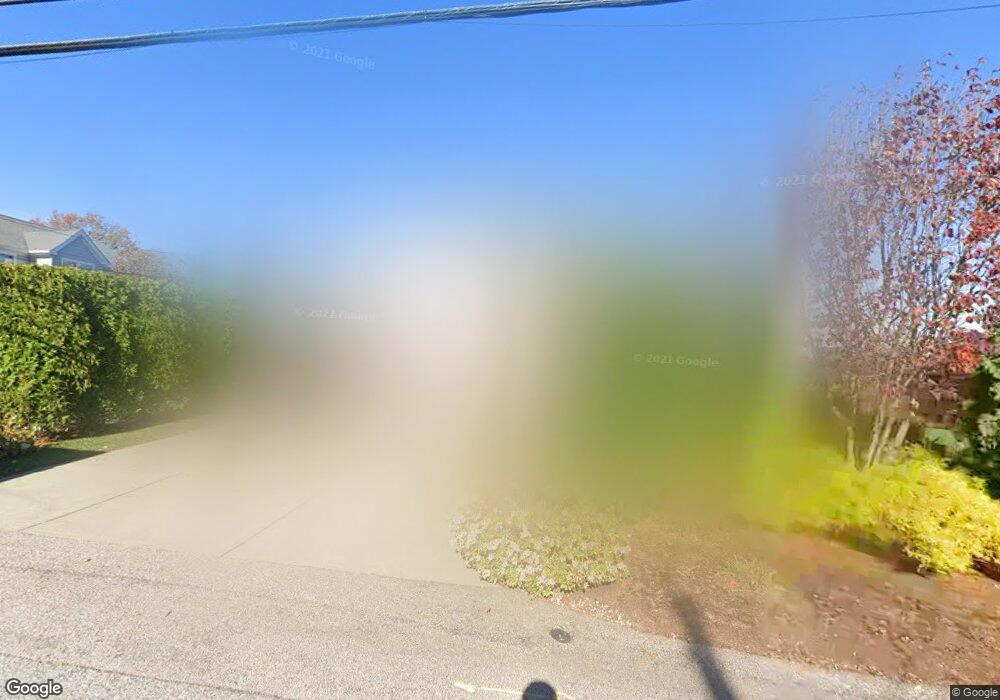 14 Conanicut Rd, Narragansett, RI 02882 - photo 1