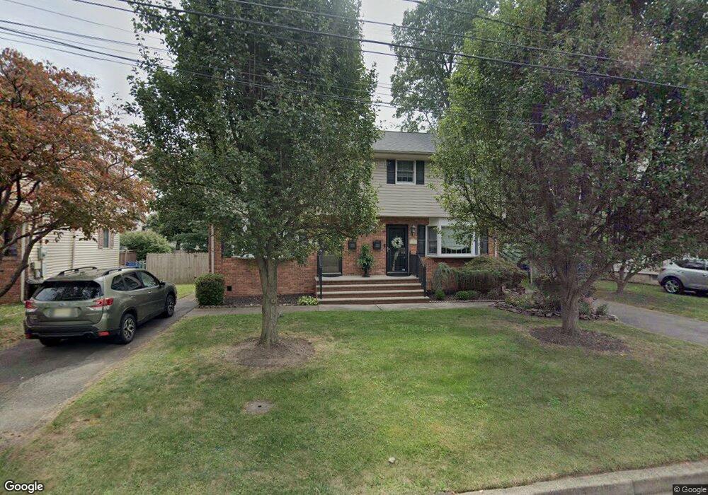 372 Voorhees Ave unit 4, Middlesex, NJ 08846 - photo 1