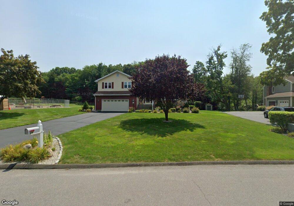 28 Fieldstone Dr, Rocky Hill, CT 06067 - photo 1