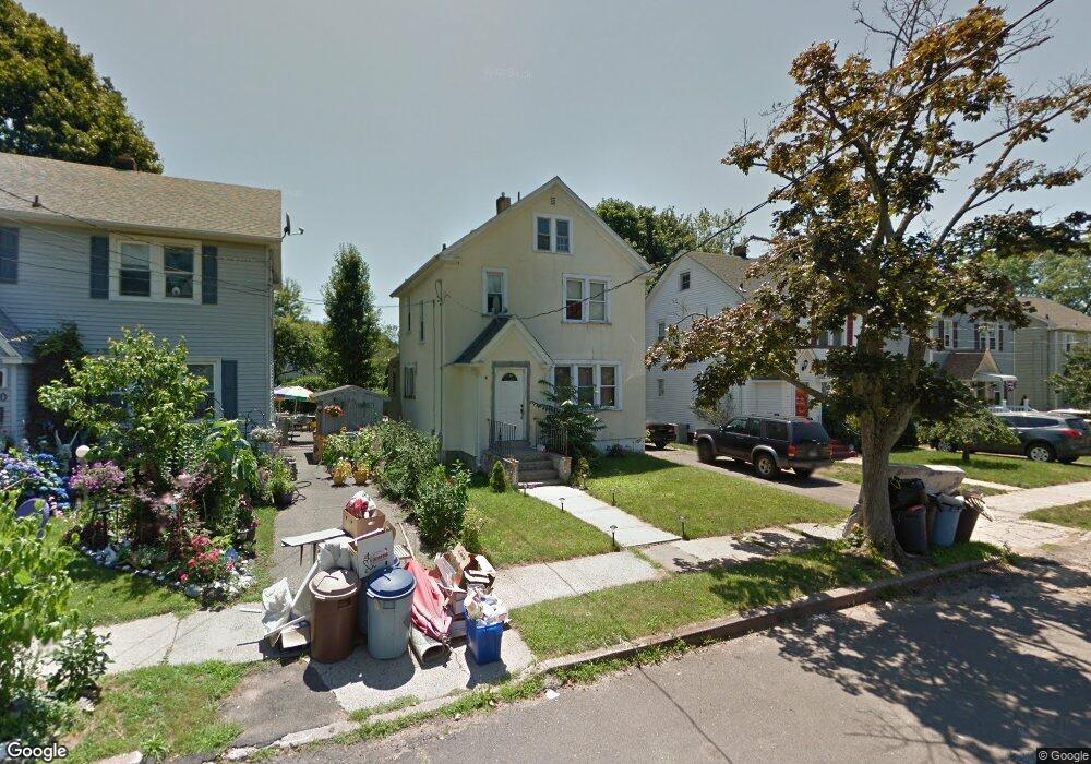 34 Marion St, West Haven, CT 06516 - photo 1