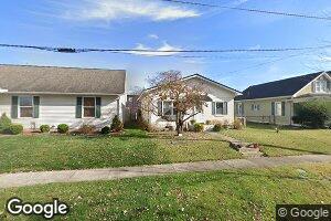 432 W 1st St, Ceredo, WV 25507