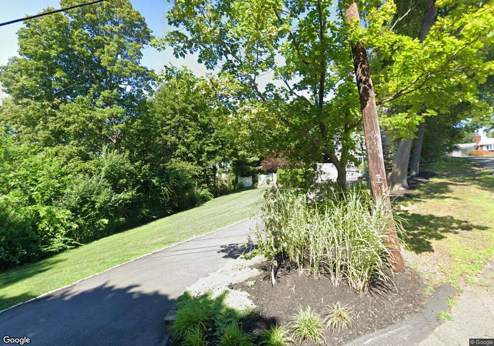 32 Sherman Place, Woburn, MA 01801 - photo 1