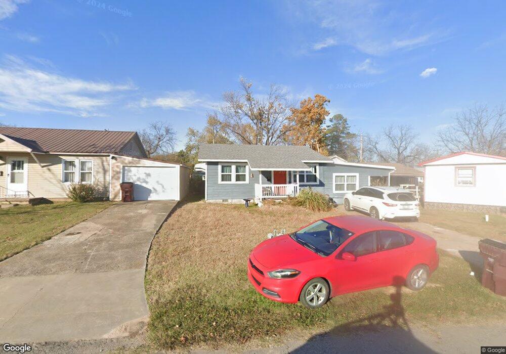 237 E Elm Ave, Eufaula, OK 74432 - photo 1