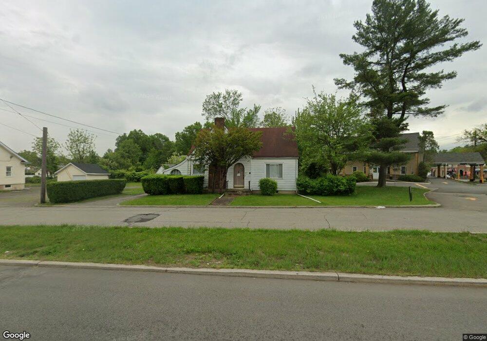 For Sale $1,600,000 • Co-Listing Agent