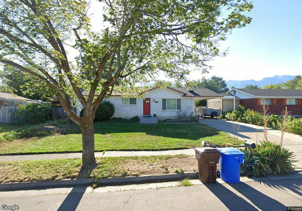 7581 S Casa Grande Cir, Midvale, UT 84047 - photo 1