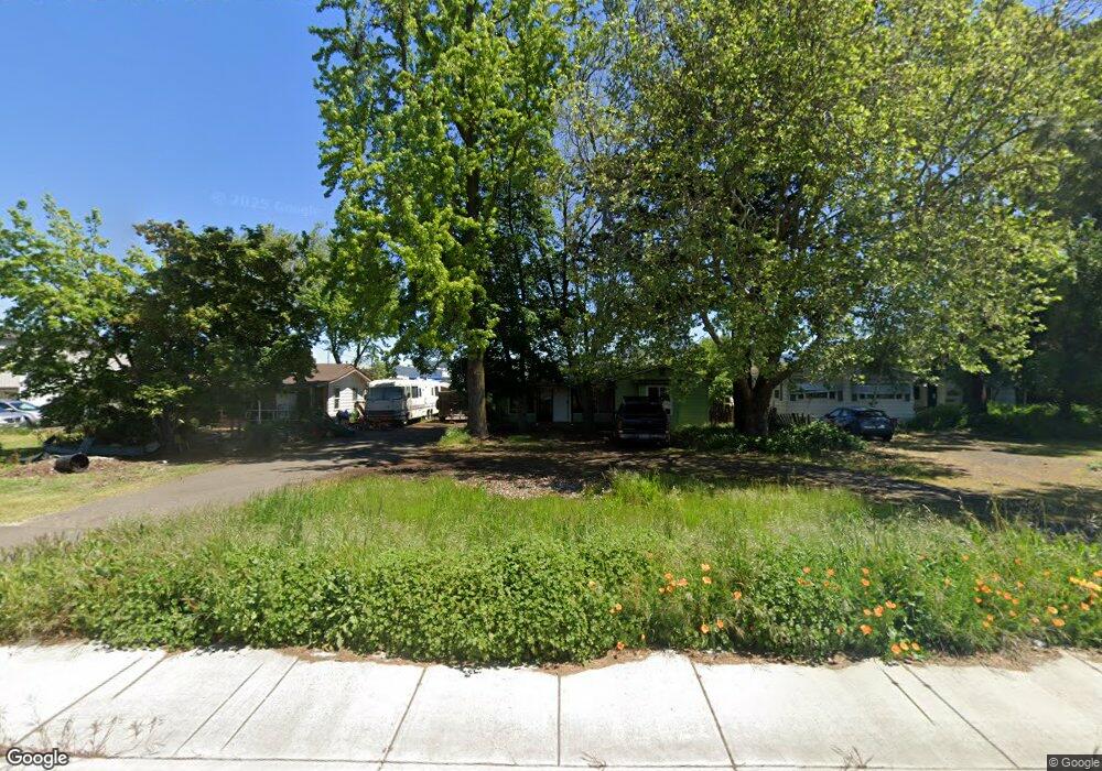 3524 Table Rock Rd, Medford, OR 97504 - photo 1