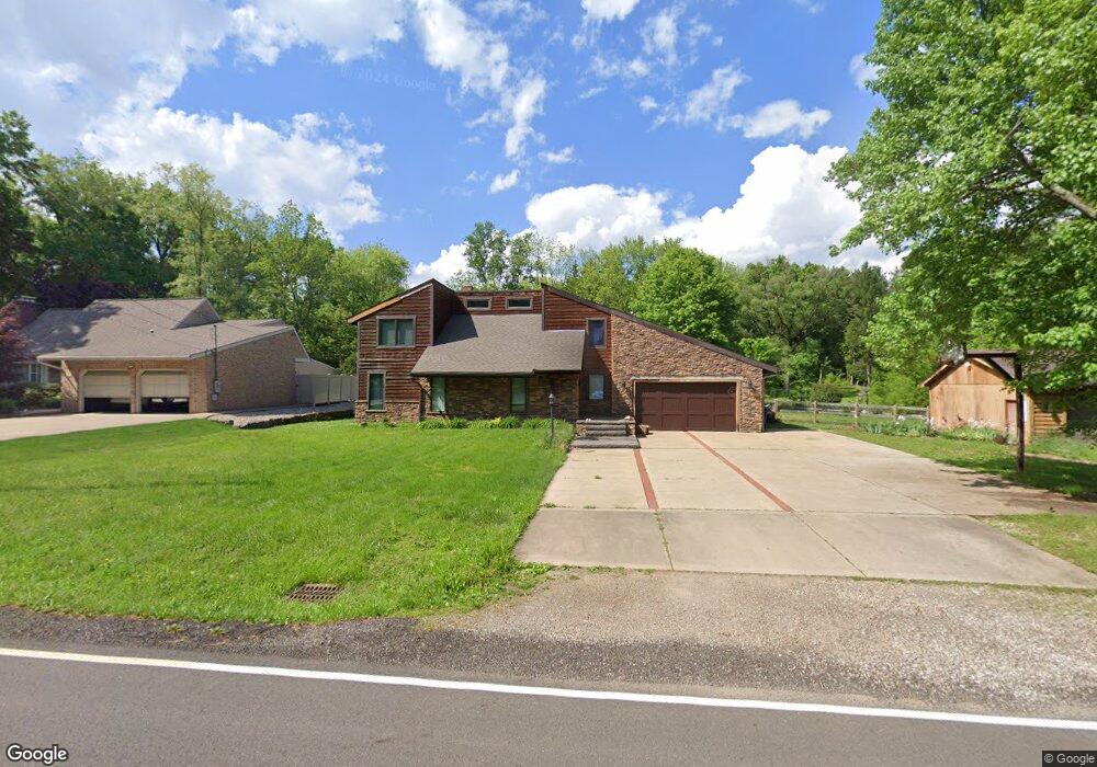 43 Yager Rd, New Franklin, OH 44216 - photo 1