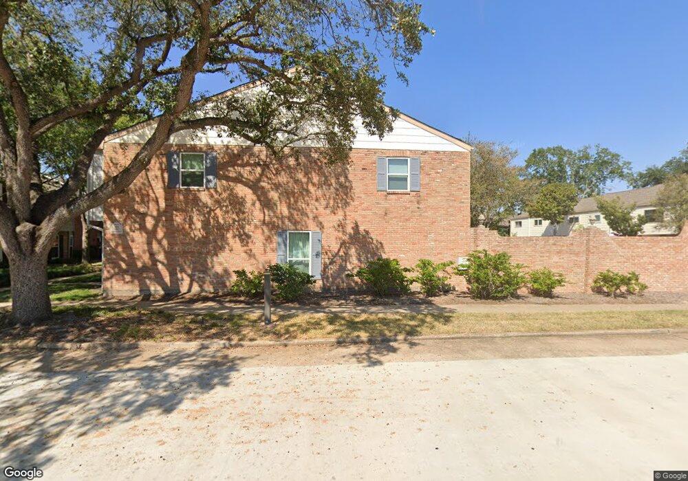 1353 Country Place Dr, Houston, TX 77079 - photo 1