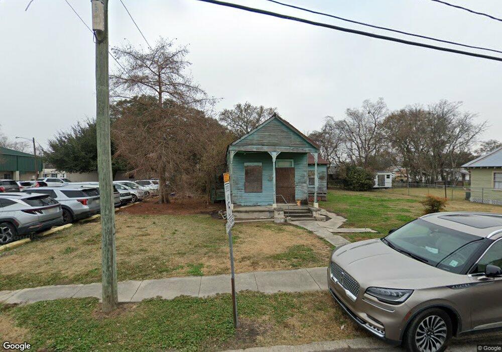 620 Providence St, New Iberia, LA 70560 - photo 1