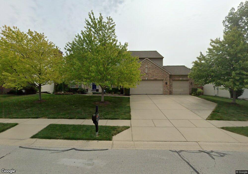 11853 Kittery Dr, Fishers, IN 46037 - photo 1