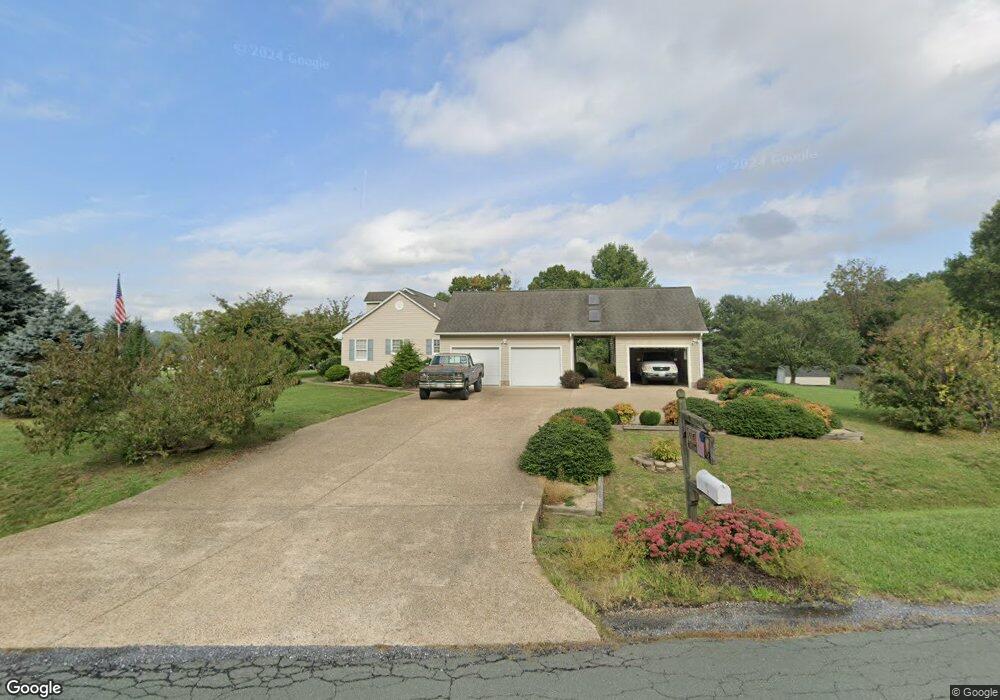 10 Foliage Cir, Stuarts Draft, VA 24477 - photo 1