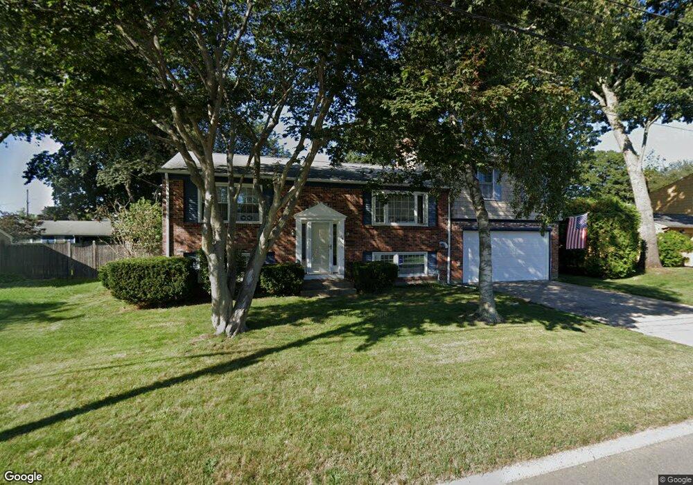 14 Fenwick Rd, Riverside, RI 02915 - photo 1