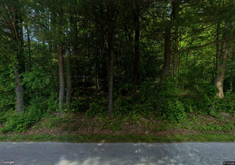 9239 N Loop Rd, Slatington, PA 18080 - photo 1