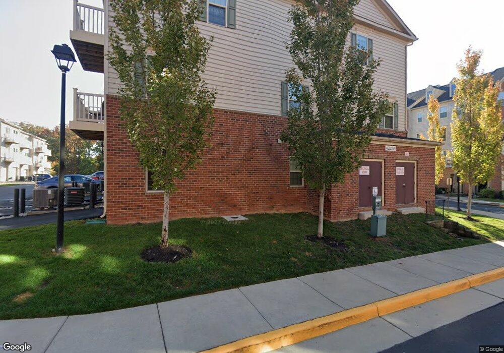 42239 Piebald Square, Aldie, VA 20105 - photo 1