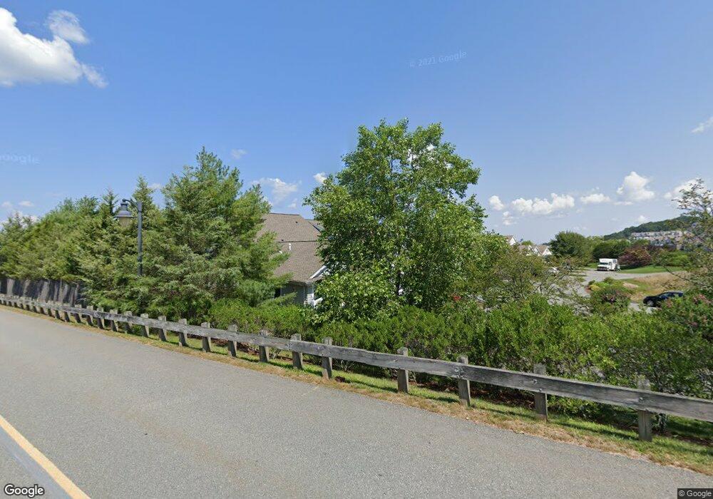 31 Sloop Ln unit 31, Tiverton, RI 02878 - photo 1