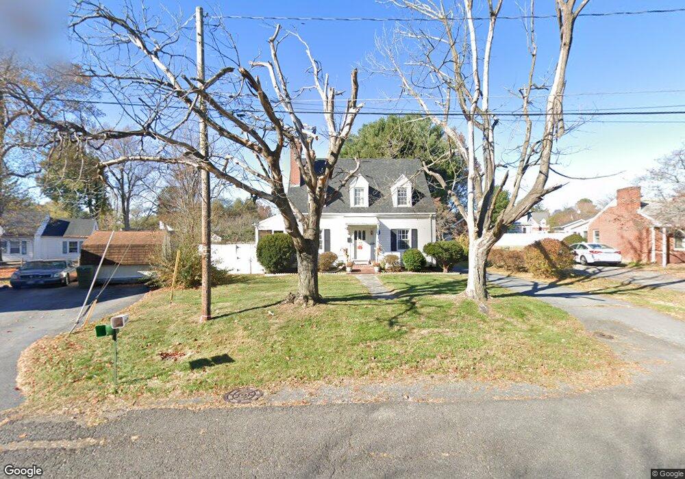 315 Dupont Cir, Waynesboro, VA 22980 - photo 1