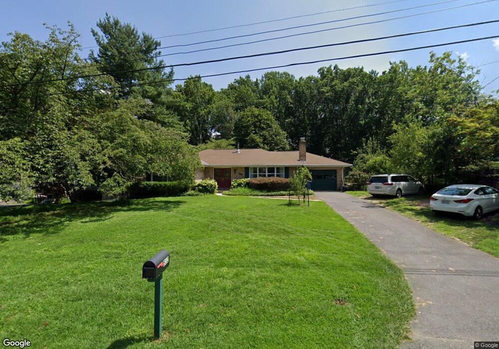 512 Finsbury Rd, Silver Spring, MD 20904 - photo 1