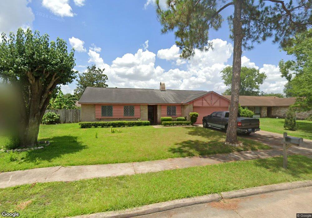 8431 Lettie St, Houston, TX 77075 - photo 1