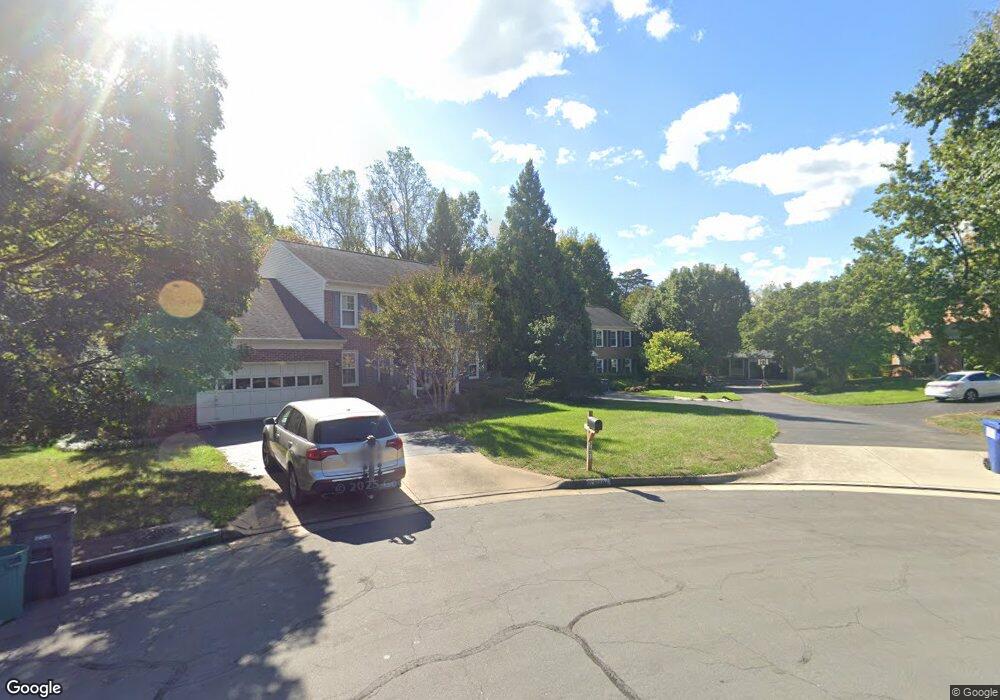 3654 Elderberry Place, Fairfax, VA 22033 - photo 1