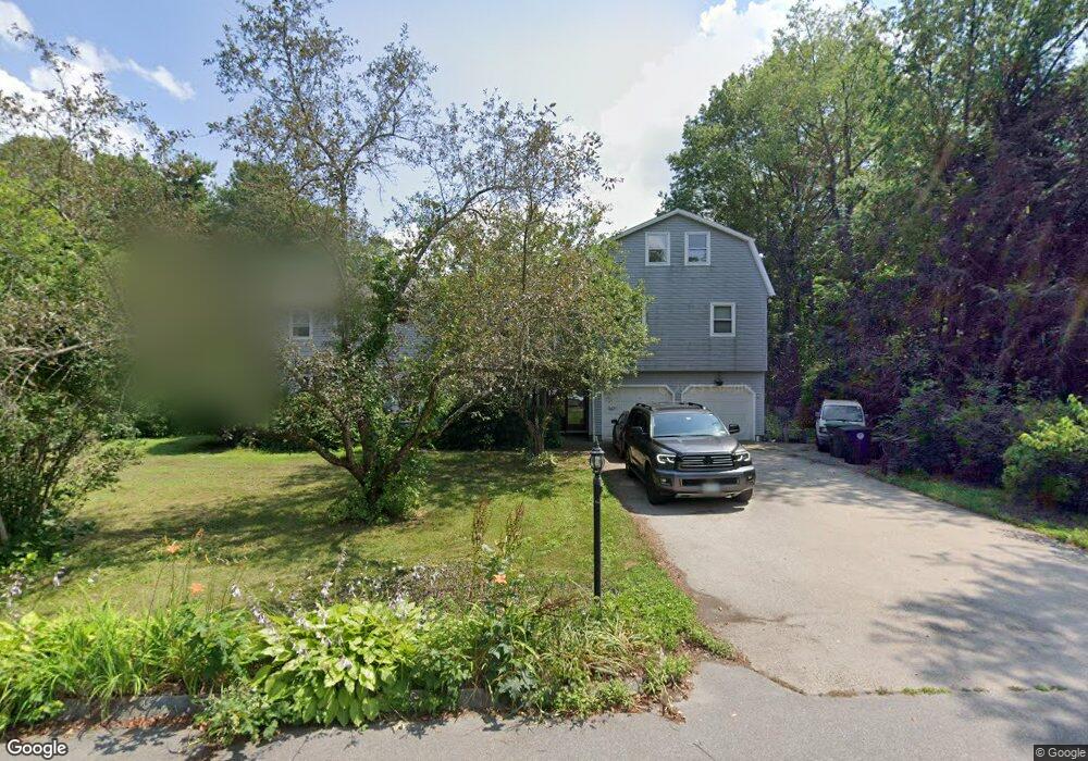 10 Valiant Ln, Nashua, NH 03064 - photo 1