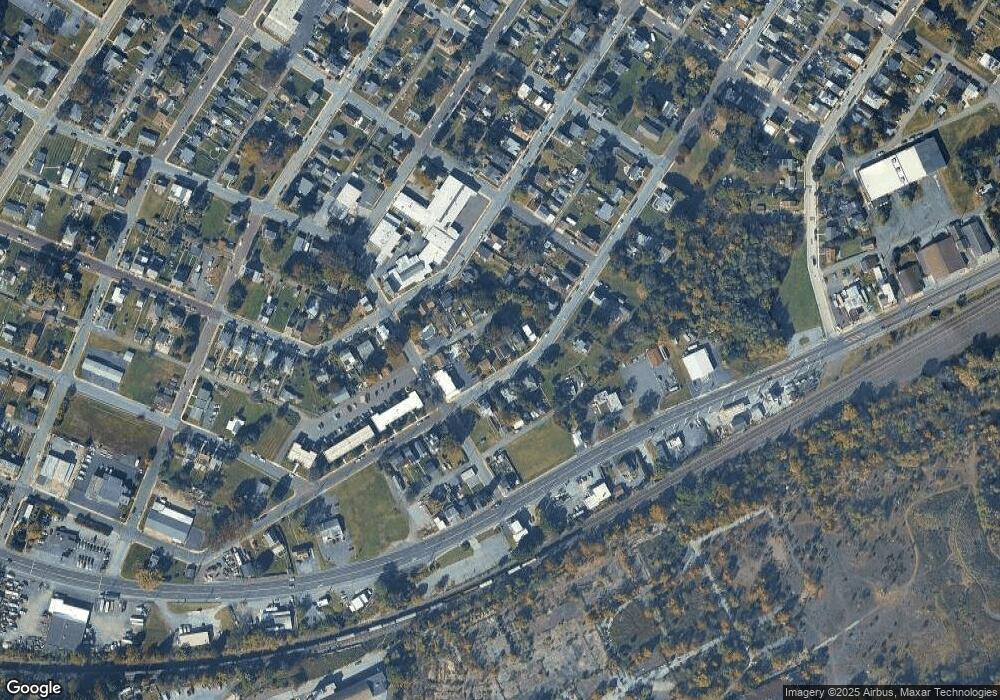 9 E Vine St, Pottstown, PA 19464 - photo 1