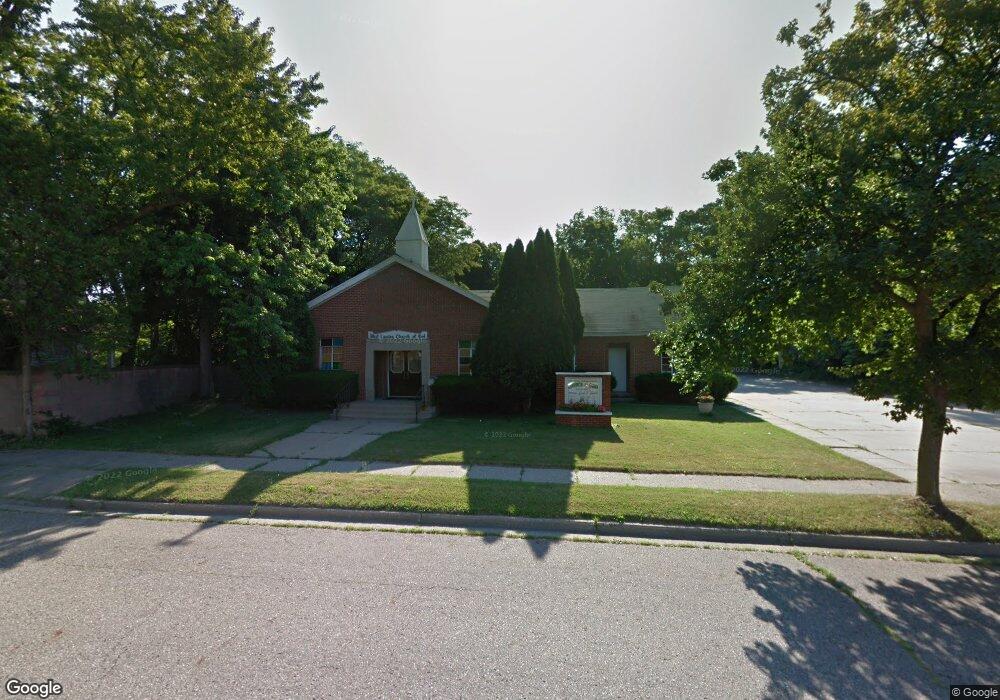 819 W Ller, Lansing, MI 48911 - photo 1