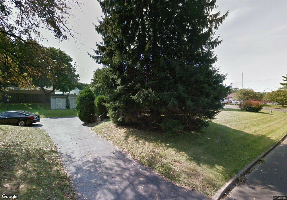 1098 Cherry Ln, Southampton, PA 18966 - photo 1