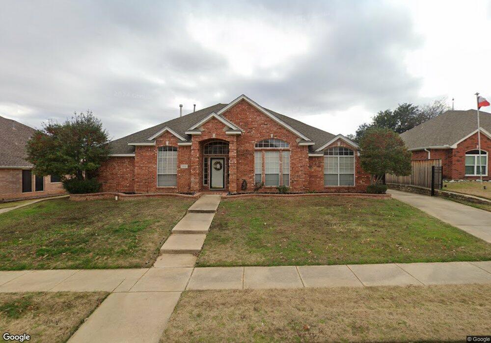 1112 Crestview Dr, Bedford, TX 76021 - photo 1