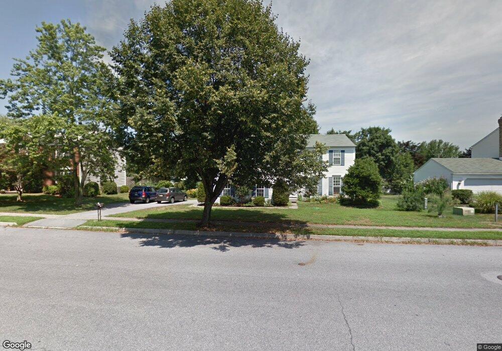 245 Lamp Post Ln, Hershey, PA 17033 - photo 1