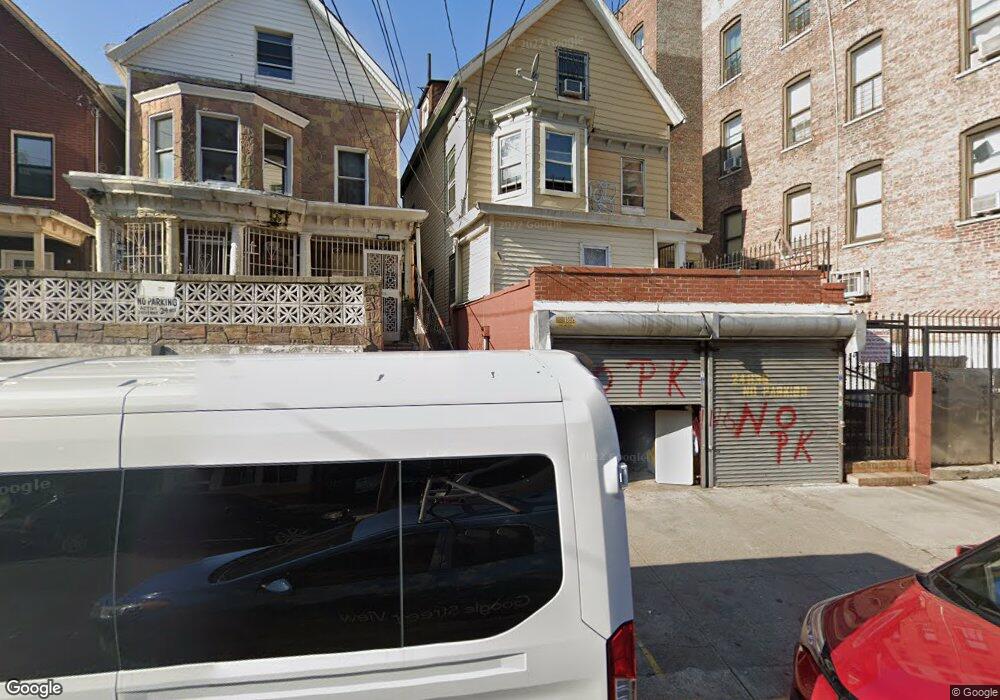 308 E 198th St, Bronx, NY 10458 - photo 1