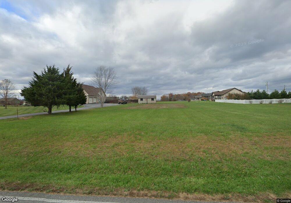 548 W Netherland Rd, Cookeville, TN 38506 - photo 1