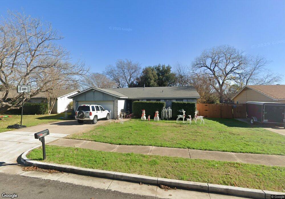 5508 Dublin Ln, North Richland Hills, TX 76180 - photo 1