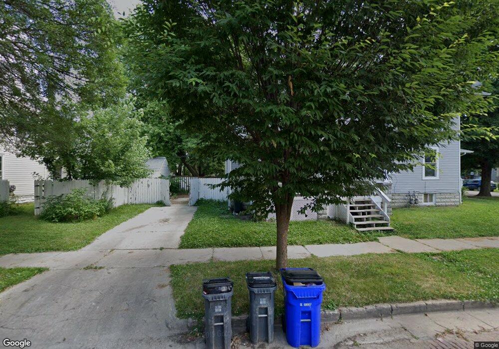 520 14th St SE, Cedar Rapids, IA 52403 - photo 1