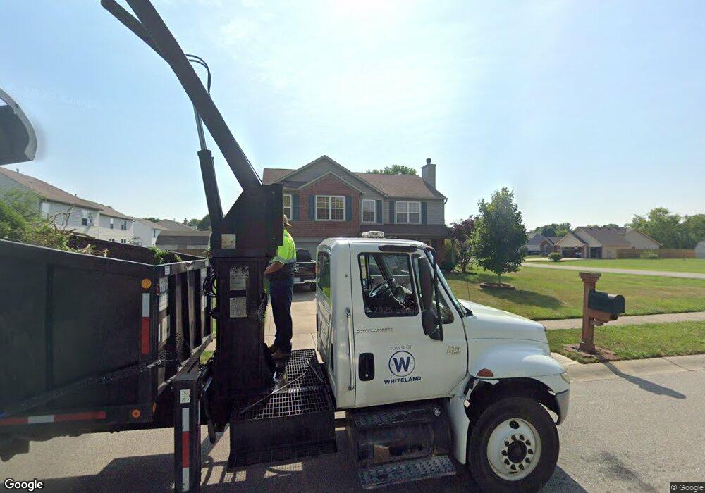 485 Hummingbird Ln, Whiteland, IN 46184 - photo 1