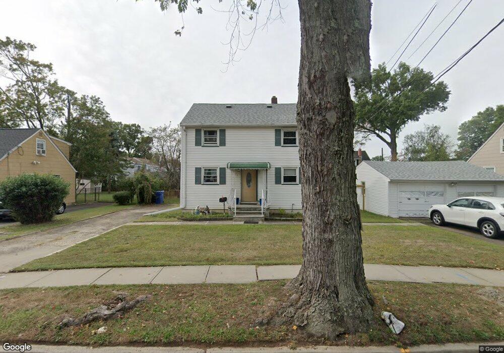 911 Mountain Ave, Middlesex, NJ 08846 - photo 1